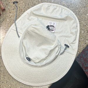 Titleist Cream Hat with Black Logo